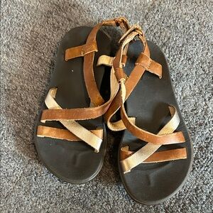 Olukai Upena Girls Brown Leather Sandals